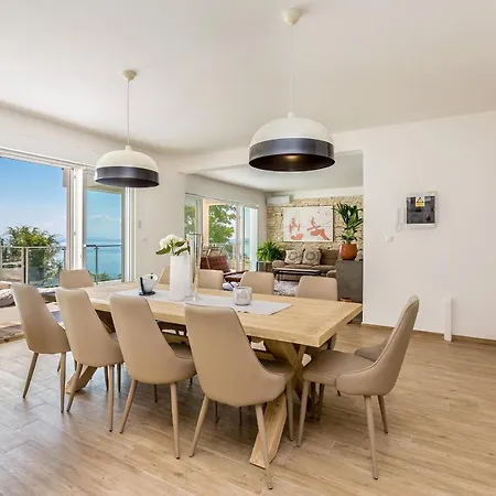 Luxury With A Swimming Pool Icici, - 17959 * Opatija