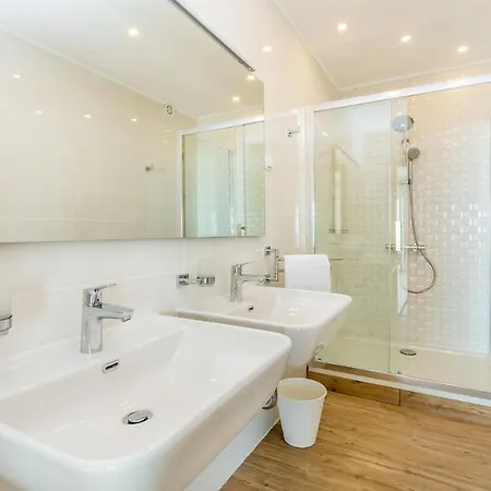 Luxury With A Swimming Pool Icici, - 17959 Opatija