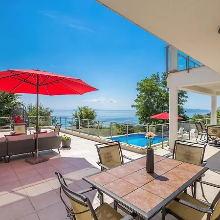 Villa Luxury With A Swimming Pool Icici, - 17959 Opatija